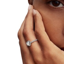 Anello Cuore in Rilievo Bianco [7ae95aea]